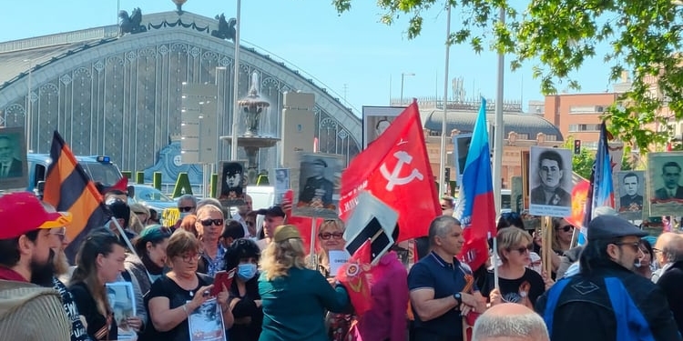 La Embajada de Ucrania condena la «campaña de propaganda» rusa ‘Regimiento Inmortal’