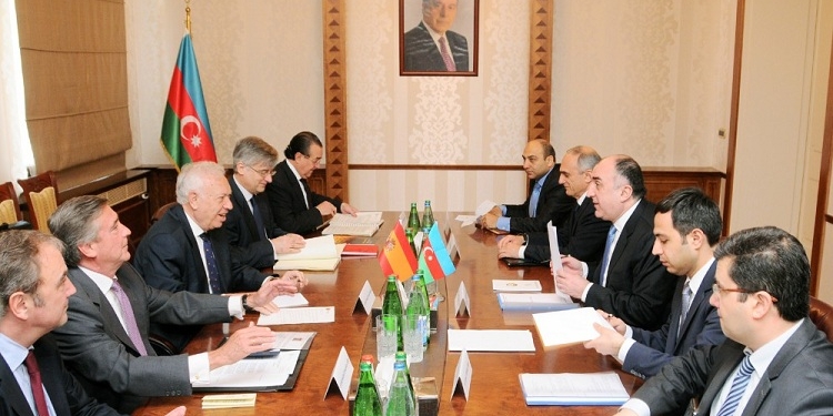 El Gobierno remite al Parlamento el convenio con Azerbaiyán sobre materia fiscal