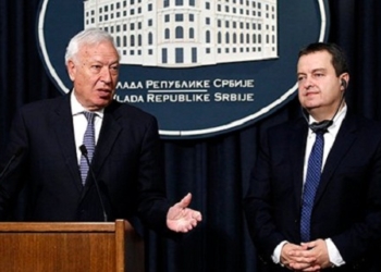 Margallo defiende en Serbia su principio de integridad territorial