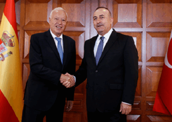 Margallo efectúa su primera visita a Turquía desde la intentona golpista