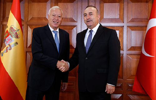 Margallo efectúa su primera visita a Turquía desde la intentona golpista