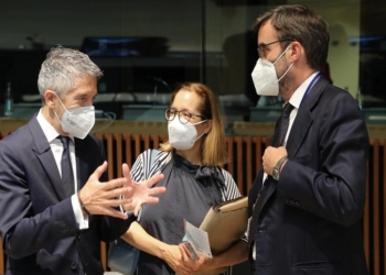 Marlaska advierte a la UE de que el actual Pacto Migratorio no aporta “soluciones realistas”