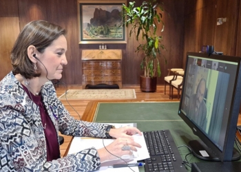 Maroto confía en que los turistas vuelvan a España a partir de “finales de primavera”