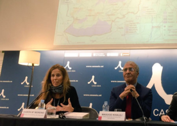 El embajador afgano presenta su libro sobre su lucha por la libertad en Afganistán