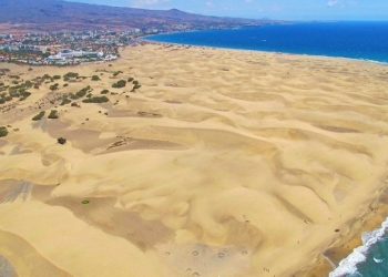 El Gobierno aportará 15 millones a Canarias para paliar los efectos de Thomas Cook