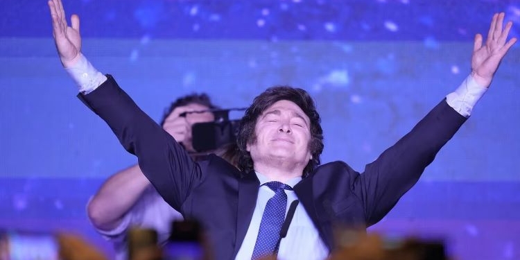 La victoria de Milei abre una etapa de incertidumbre en las relaciones con España