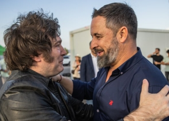 Milei invita a Abascal a su toma de posesión como presidente de Argentina