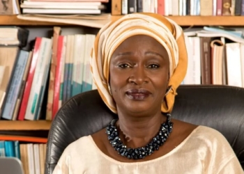 El ministro de Exteriores aborda las relaciones bilaterales con su nueva colega de Senegal