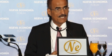 Emiratos se ofrece a España como plataforma para llegar a «un tercio del mundo»