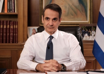 España ve con buenos ojos el certificado de vacunación europeo propuesto por Grecia