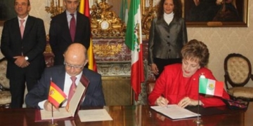 El Gobierno renueva “por vía de urgencia” el convenio de doble imposición con México