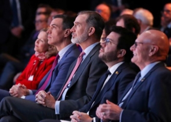 El Rey y Sánchez inauguran el nuevo MWC de Barcelona en tiempos de “incertidumbre”