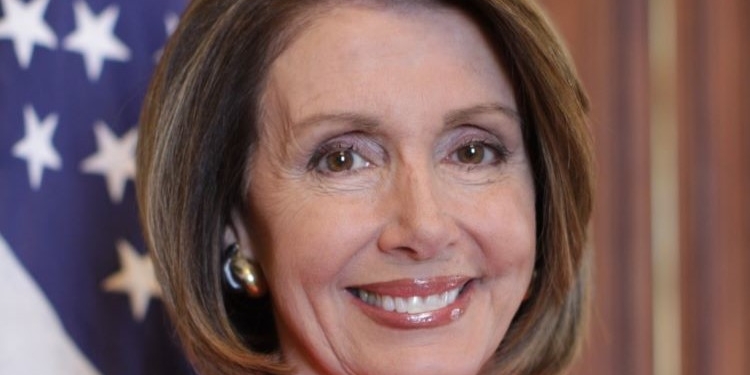 Exteriores concede la Gran Cruz de Isabel la Católica a Nancy Pelosi antes del viaje de Sánchez a EEUU