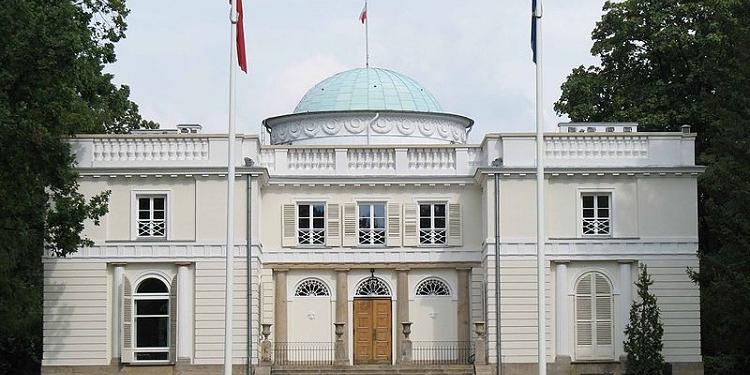 España aporta 20.000 euros al Colegio de Europa, decano mundial de los centros de estudios europeos