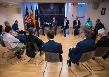 España concede la nacionalidad a 14 opositores nicaragüenses expulsados por Ortega