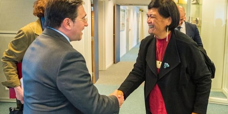 Albares se reúne con la ministra de Exteriores de Nueva Zelanda