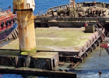 El buque que transporta los restos del OS35 regresa a Gibraltar