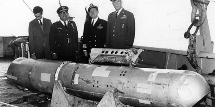 Un tribunal de EEUU reconoce la radiación de militares tras el accidente de Palomares