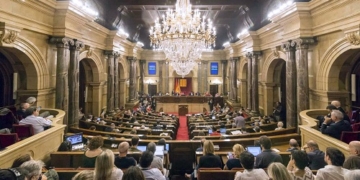 El Gobierno reacciona con firmeza al último órdago secesionista en Cataluña