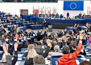 El Parlamento Europeo rechaza incluir a Gibraltar en la negociación del Brexit