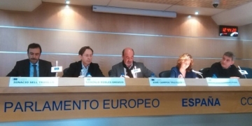 Partidos y sindicatos reclaman una política común europea para los refugiados