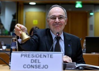 La futura Presidencia belga se compromete a “hacer avanzar” la propuesta española sobre las lenguas