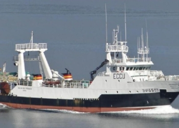 El Gobierno moviliza medios marítimos y aéreos en el rescate del pesquero gallego en Canadá