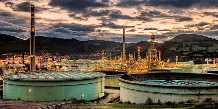 Repsol deja en el aire inversiones por unos 1.500 millones de euros en España