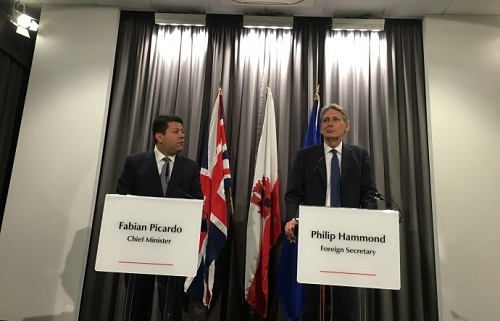 Picardo y Hammond defienden la permanencia en una UE “reformada”