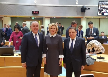 España, Francia y Alemania piden una nueva Política Agrícola Común «ambiciosa»