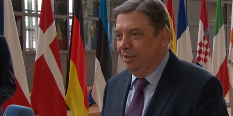 Planas insta a la UE a actuar contra los efectos de la guerra en la agricultura y la pesca