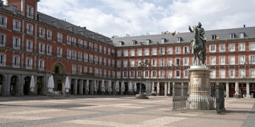 El turismo internacional en España sufre su mayor debacle desde el auge de los 60