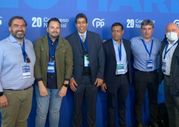 La broma de la Embajada francesa sobre la paella que incendió las redes