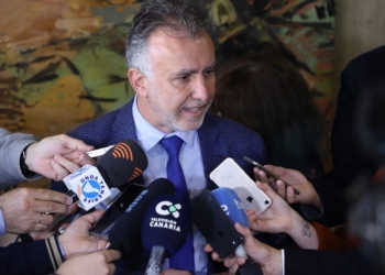 Canarias y Gobierno hacen causa común frente a la expansión marítima de Marruecos