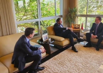 Puente ofrece en Rabat la participación de España en el desarrollo ferroviario de Marruecos