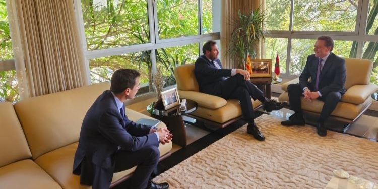 Puente ofrece en Rabat la participación de España en el desarrollo ferroviario de Marruecos