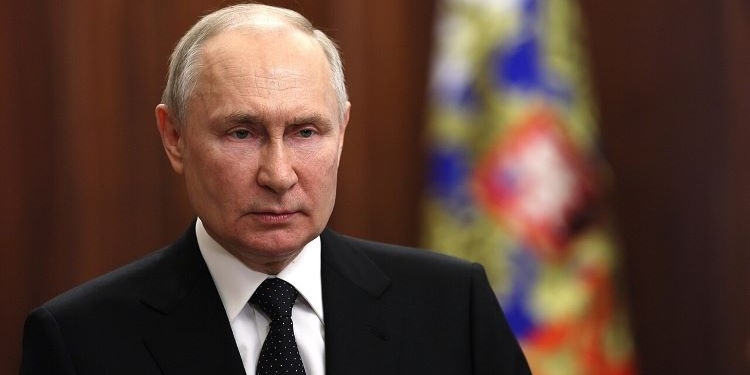 Albares rechaza el “simulacro de elecciones” rusas en los “territorios ucranianos ocupados”