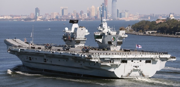Llega a España el portaaviones ‘Queen Elizabeth’, buque insignia de la Armada británica