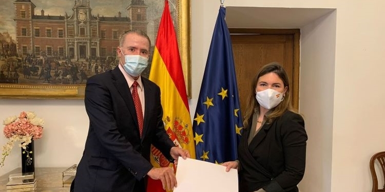 El nuevo embajador de México presenta Copias de Estilo en el Ministerio de Exteriores