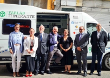 La Embajada de EEUU inaugura en Cuenca el centro educativo American Space Quixote