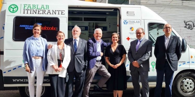 La Embajada de EEUU inaugura en Cuenca el centro educativo American Space Quixote