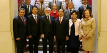 Darío Villanueva presentará en China la plataforma digital de la RAE