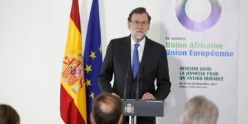 Rajoy anuncia que España ayudará en la repatriación de inmigrantes desde Libia