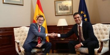 Propuestas exteriores de Rajoy a Sánchez: UE, Brexit y “prestigio de España”