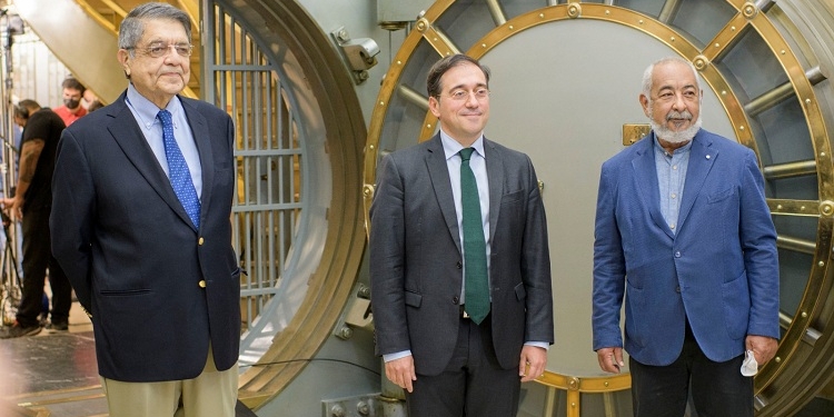 Albares a Sergio Ramírez: “Éste es tu país y puedes contar con España en estos momentos difíciles”