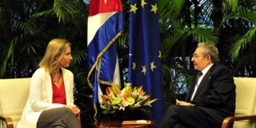 El Gobierno autorizó el nuevo acuerdo UE-Cuba durante las exequias de Castro