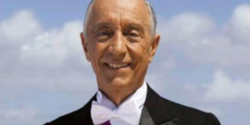 El Gobierno concede la Orden de Carlos III al presidente de Portugal