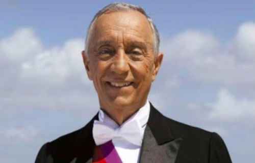 El Gobierno concede la Orden de Carlos III al presidente de Portugal