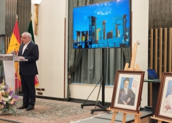 El embajador de Irán agradece a España que aumente su contribución a la UNRWA