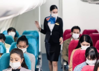 La OMS recomienda que las restricciones a los viajes solo se impongan como último recurso./ Foto: OMT